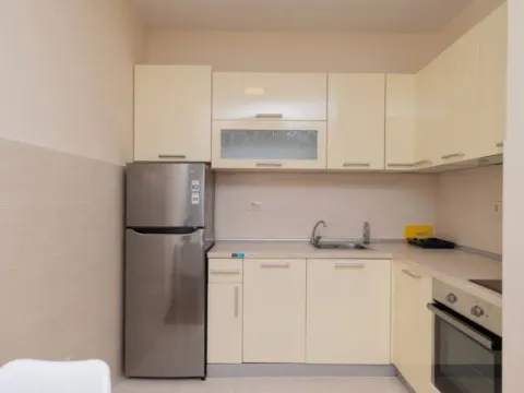 Izdavanje, jednosoban stan, 48m², Blok 9, Podgorica - image 6