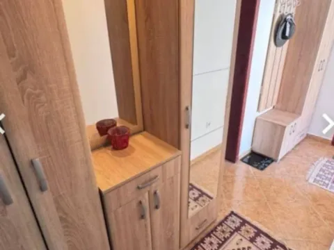 Rent, two bedroom apartment, 80m², Budva, Crna Gora - image 7