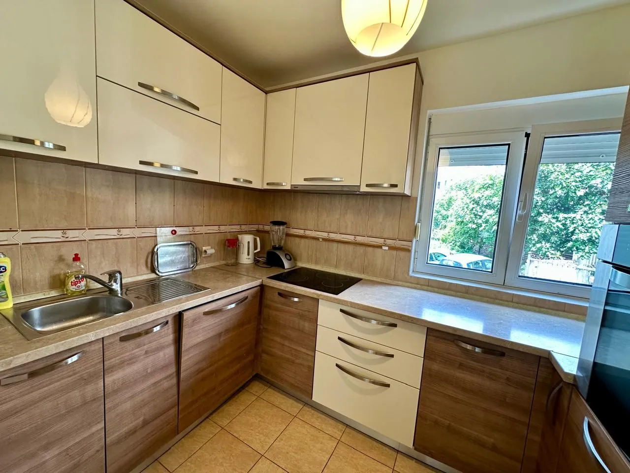 Rent, two bedroom apartment, 70m², Lazi, Budva