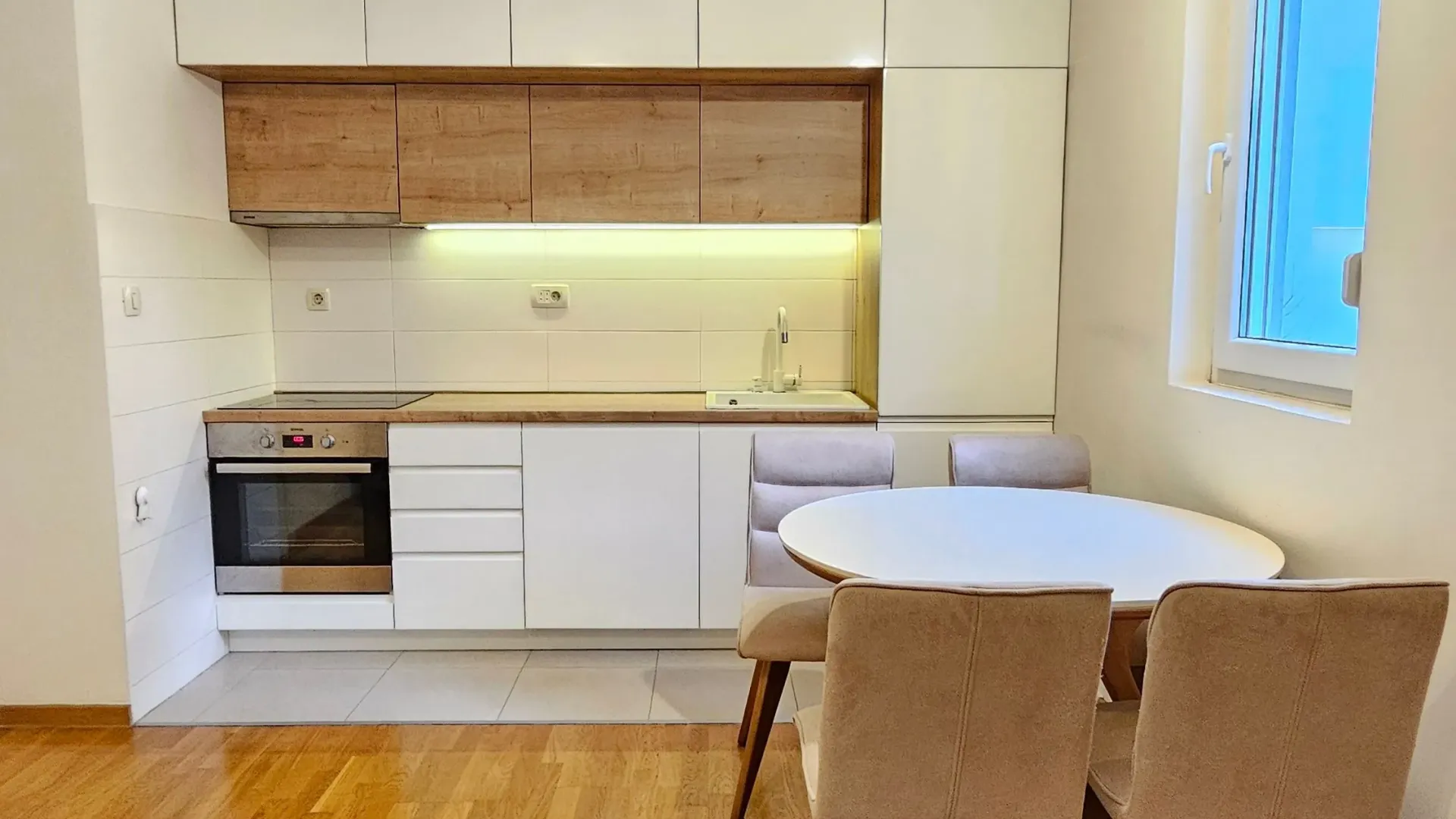 Izdavanje, dvosoban stan, 60m², Zabjelo, Podgorica