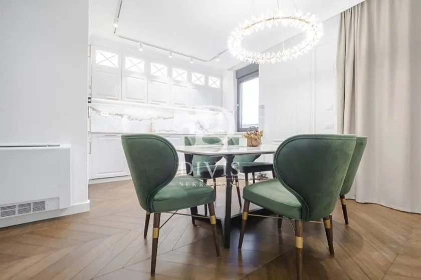 Prodaja, trosoban stan, 115m², Vračar Sve Podlokacije, Beograd