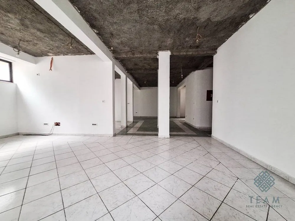Sale, office space, 323m², Stari Aerodrom, Podgorica