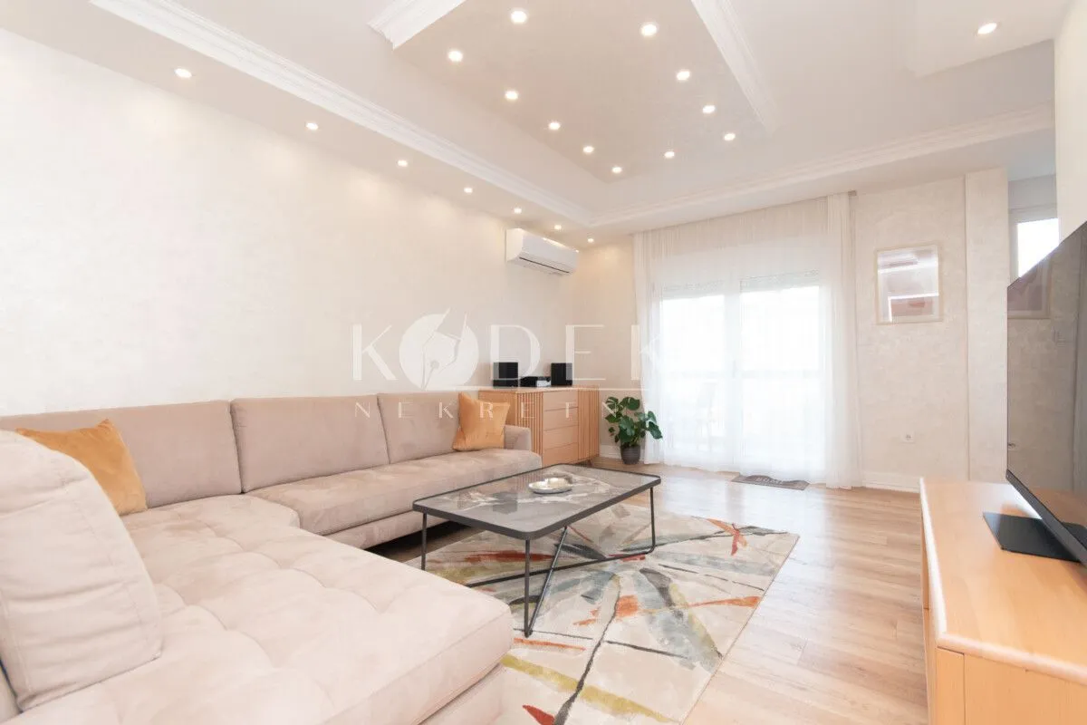 Rent, two bedroom apartment, 76m², Centar, Podgorica