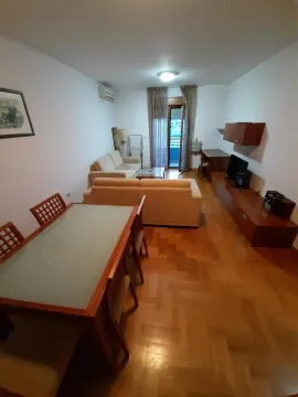 Rent, one bedroom apartment, 55m², Preko Morače, Podgorica - image 3