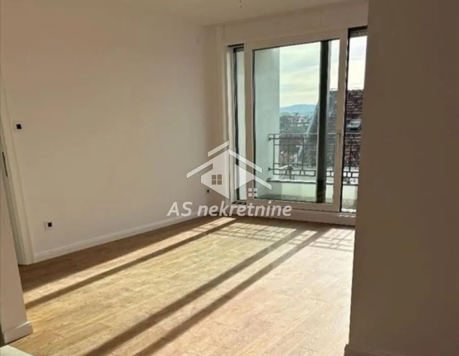 Rent, three bedroom apartment, 71m², Čubura, Beograd