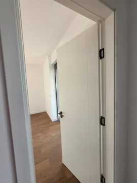 Prodaja, dvosoban stan, 58m², Centar, Bar - image 11