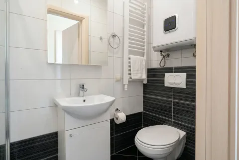 Prodaja, trosoban stan, 65m², Bečići, Budva - image 19