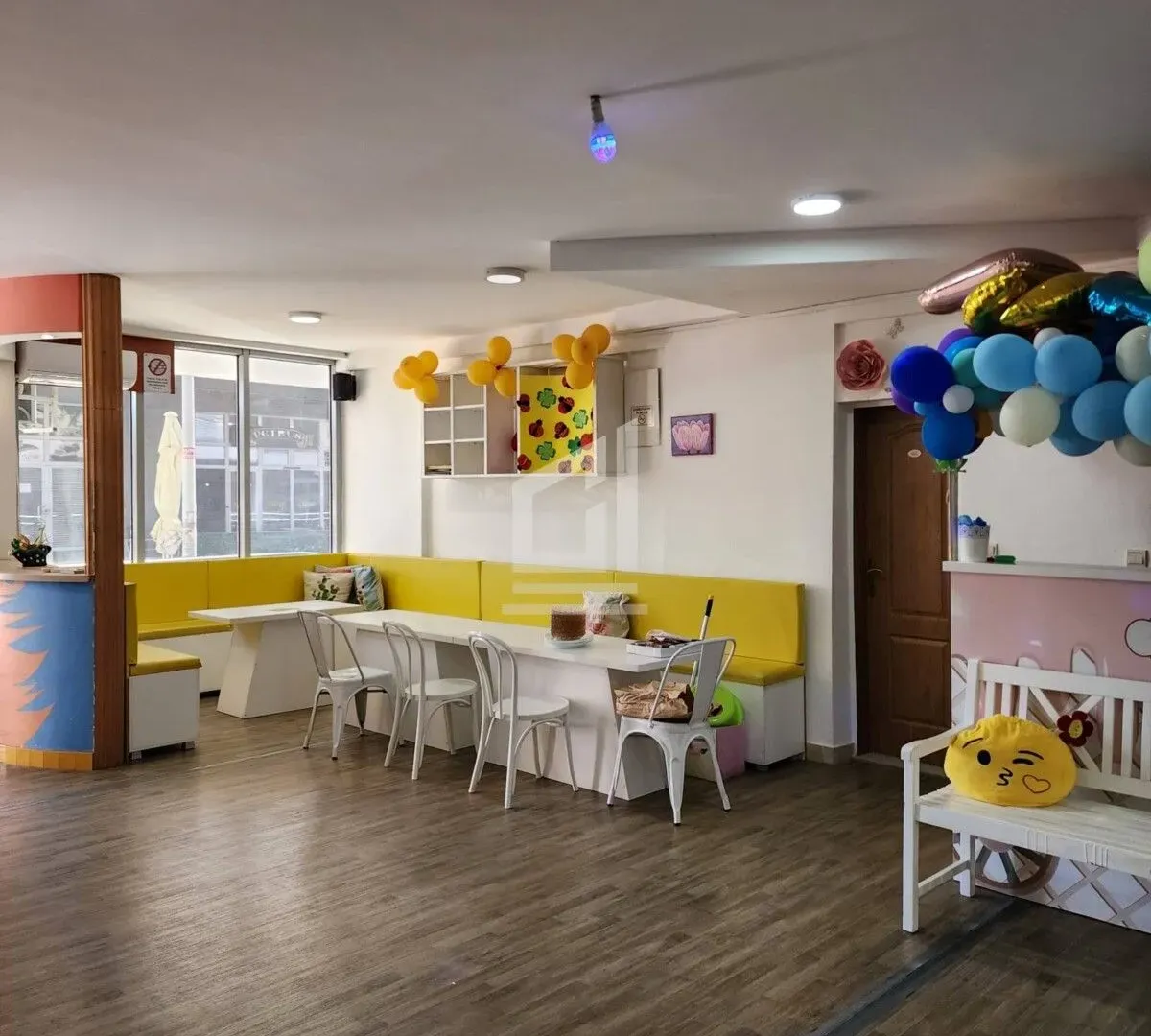 Rent, office space, 87m², Krivi Most, Podgorica