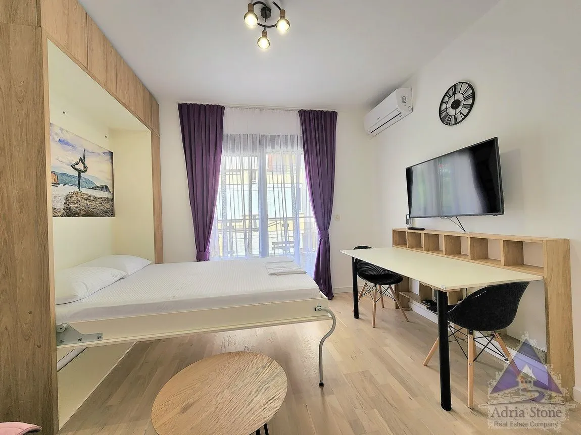 Izdavanje, stan, 25m², Podkošljun, Budva