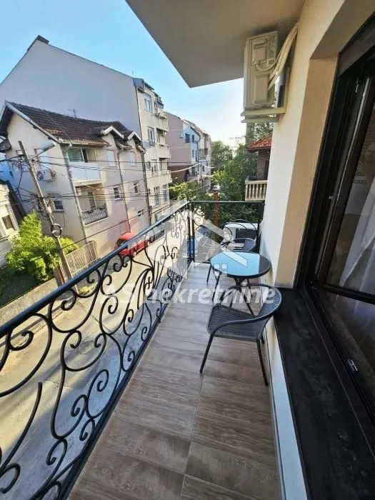 Izdavanje, trosoban stan, 74m², Lekino Brdo, Voždovac Sve Podlokacije