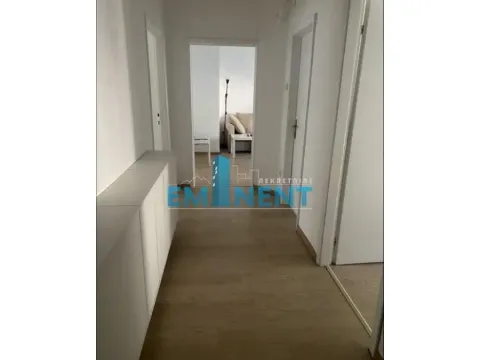 Izdavanje, trosoban stan, 65m², Stari Grad, Beograd - image 6