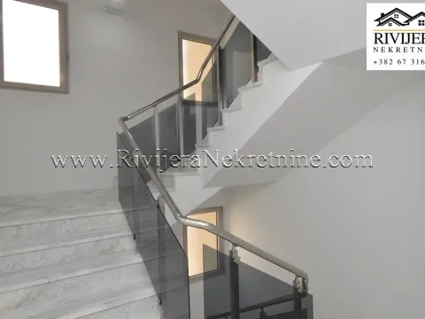 Sale, one bedroom apartment, 48m², Bečići, Budva - image 6