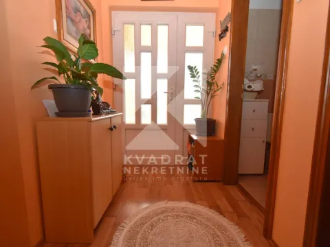 Sale, house, 300m², Donja Gorica, Podgorica - image 18