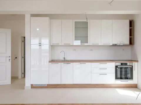 Prodaja, jednosoban stan, 50m², Centar, Tivat - image 14