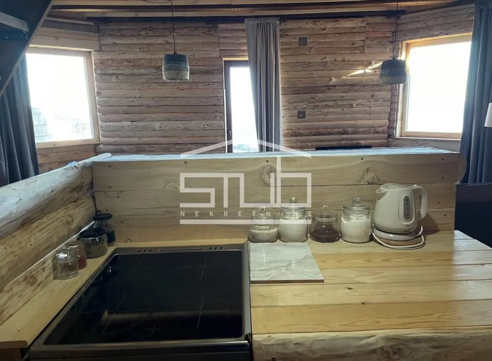 Prodaja, kuća, 77m², Kraljevi Čardaci, Kopaonik