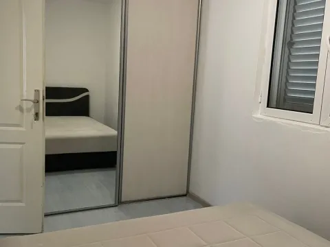 Rent, one bedroom apartment, 37m², Podkošljun, Budva - image 2