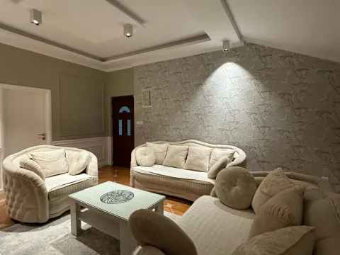 Rent, three bedroom apartment, 130m², Centar, Tivat