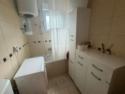 Rent, two bedroom apartment, 100m², Centar, Tivat - image 9