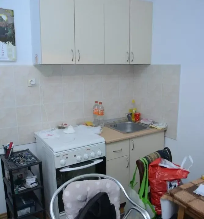 Izdavanje, jednosoban stan, 24m², Zvezdara Sve Podlokacije, Beograd