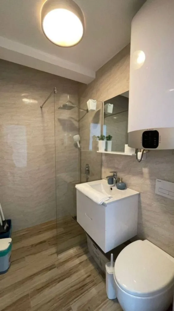 Rent, studio apartment, 22m², Bečići, Budva