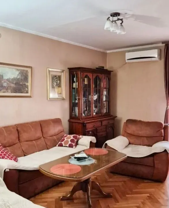 Prodaja, dvosoban stan, 72m², Stari Aerodrom, Podgorica