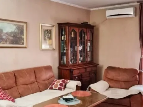 Sale, two bedroom apartment, 72m², Stari Aerodrom, Podgorica