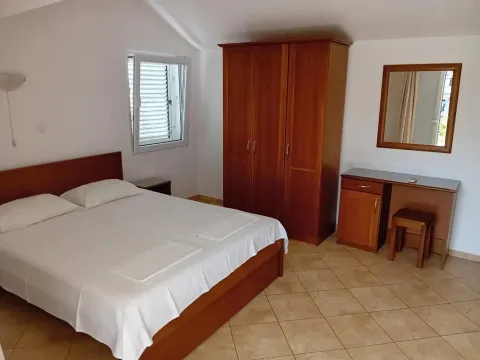 Izdavanje, jednosoban stan, 50m², Seljanovo, Tivat - image 3
