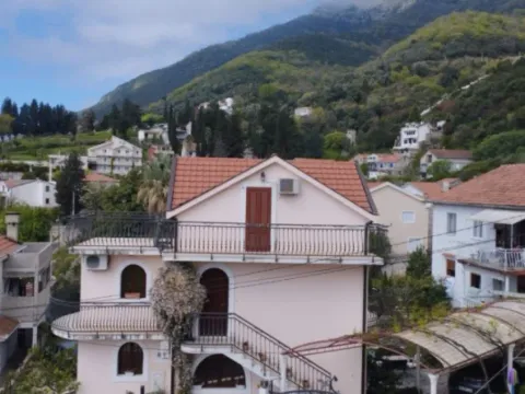 Sale, one bedroom apartment, 54m², Baošići, Herceg Novi - image 2