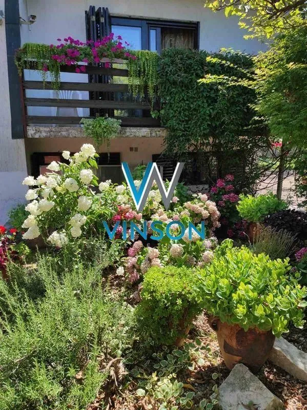 Izdavanje, kuća, 350m², Klisa, Novi Sad Sve Podlokacije