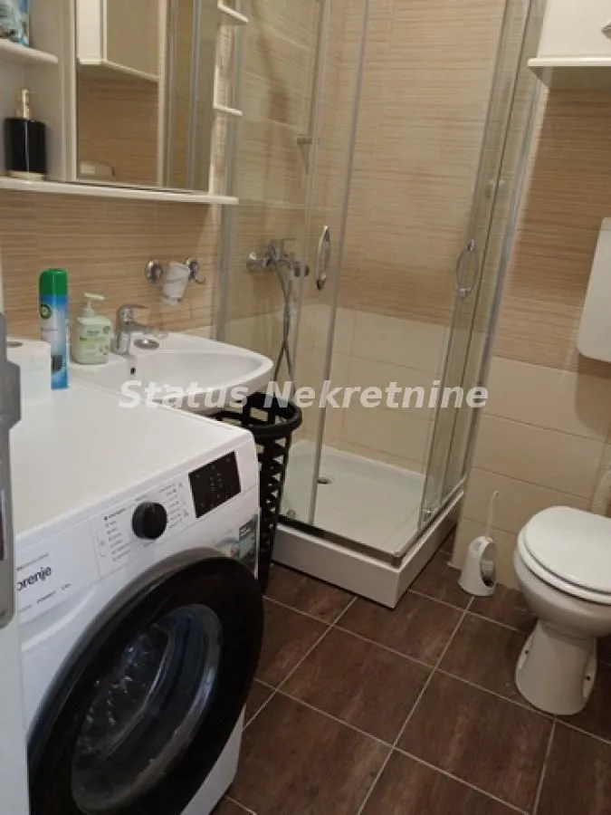 Rent, one bedroom apartment, 37m², Adamovićevo Naselje, Novi Sad Sve Podlokacije