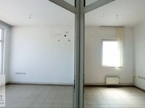 Izdavanje, poslovni prostor, 166m², Obrenovac, Beograd - image 6