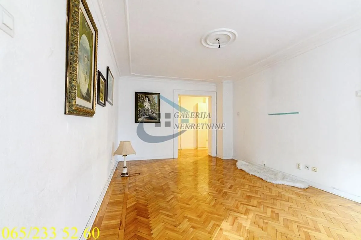 Prodaja, četvorosoban stan, 105m², Savski Venac, Beograd