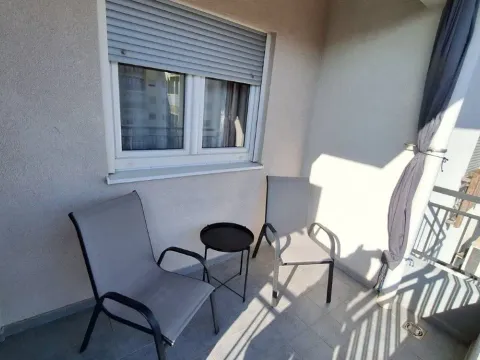 Rent, one bedroom apartment, 55m², Tuški Put, Podgorica - image 2