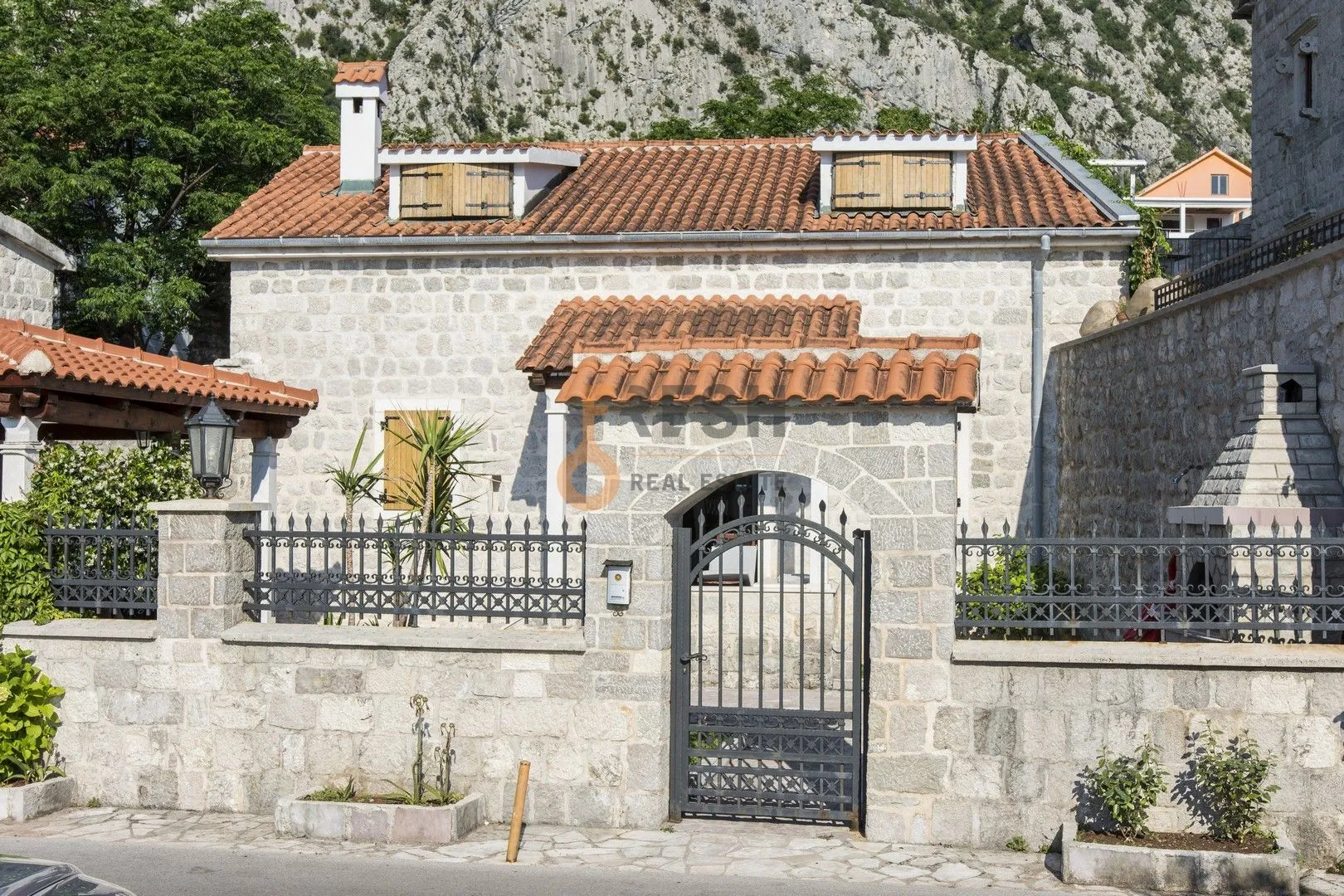 Prodaja, kuća, 170m², Kotor, Crna Gora
