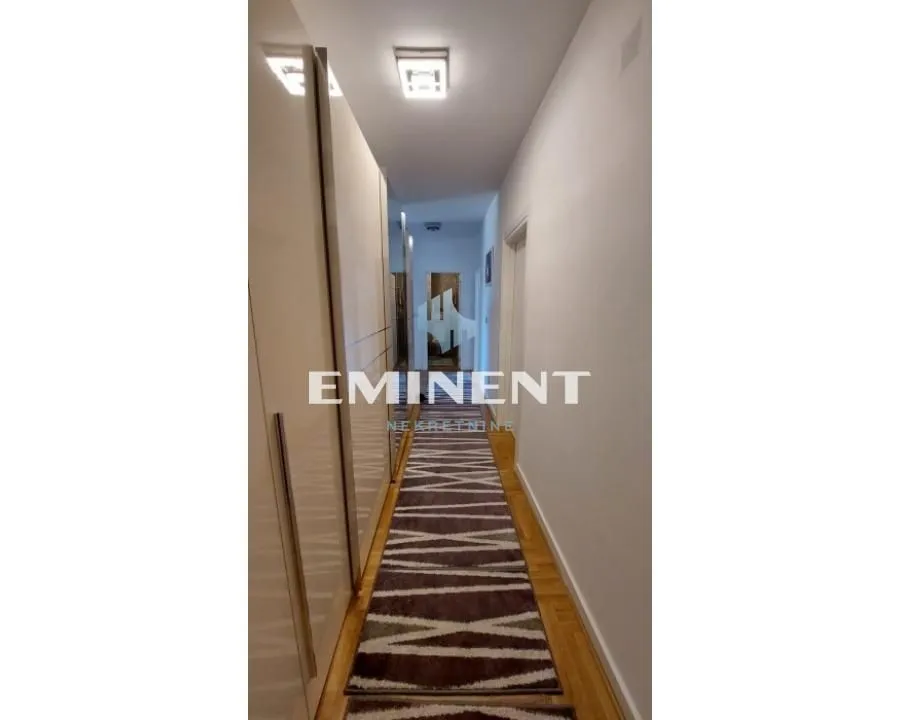Izdavanje, stan, 56m², Čukarica, Beograd