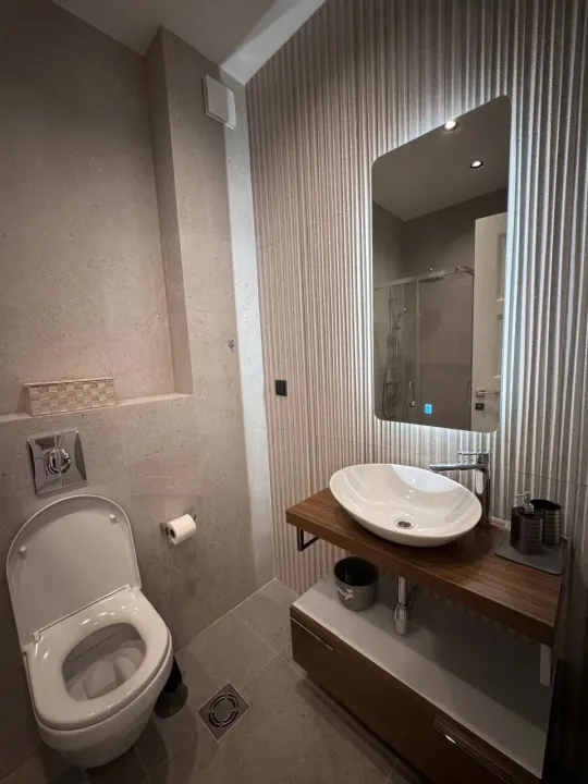 Izdavanje, jednosoban stan, 43m², City Kvart, Podgorica