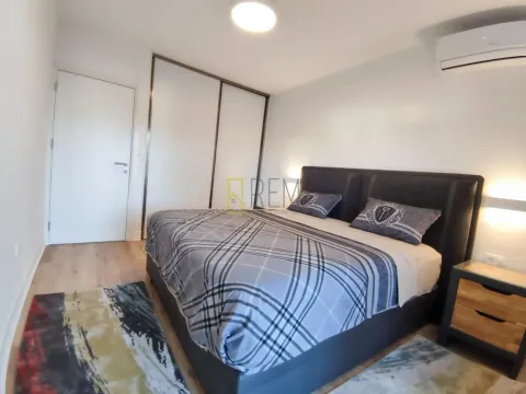 Rent, two bedroom apartment, 82m², Centar, Podgorica - image 13