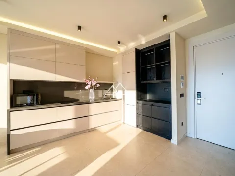 Prodaja, dvosoban stan, 125m², Centar, Tivat - image 12