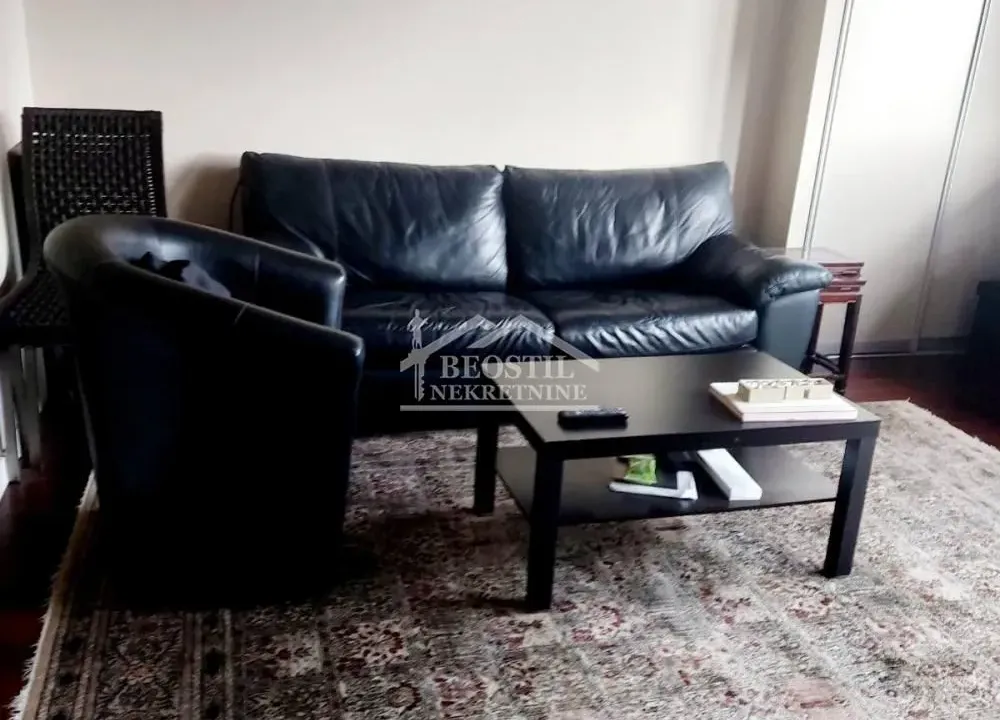 Prodaja, trosoban stan, 60m², Stari Grad, Beograd