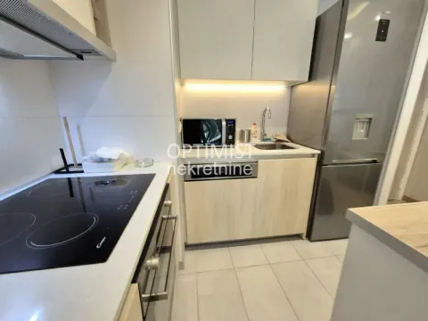 Rent, two bedroom apartment, 54m², Savski Venac, Beograd - image 4