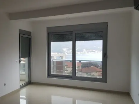 Prodaja, stan, 104m², Dobrota, Kotor - image 10