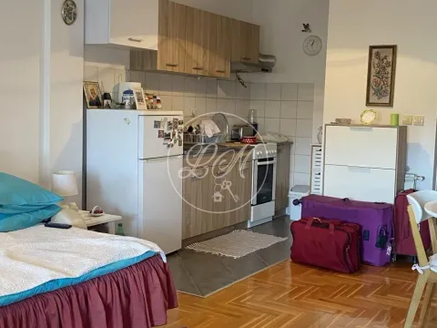 Sale, one bedroom apartment, 33m², Zemun Gornji Grad, Zemun Sve Podlokacije - image 6