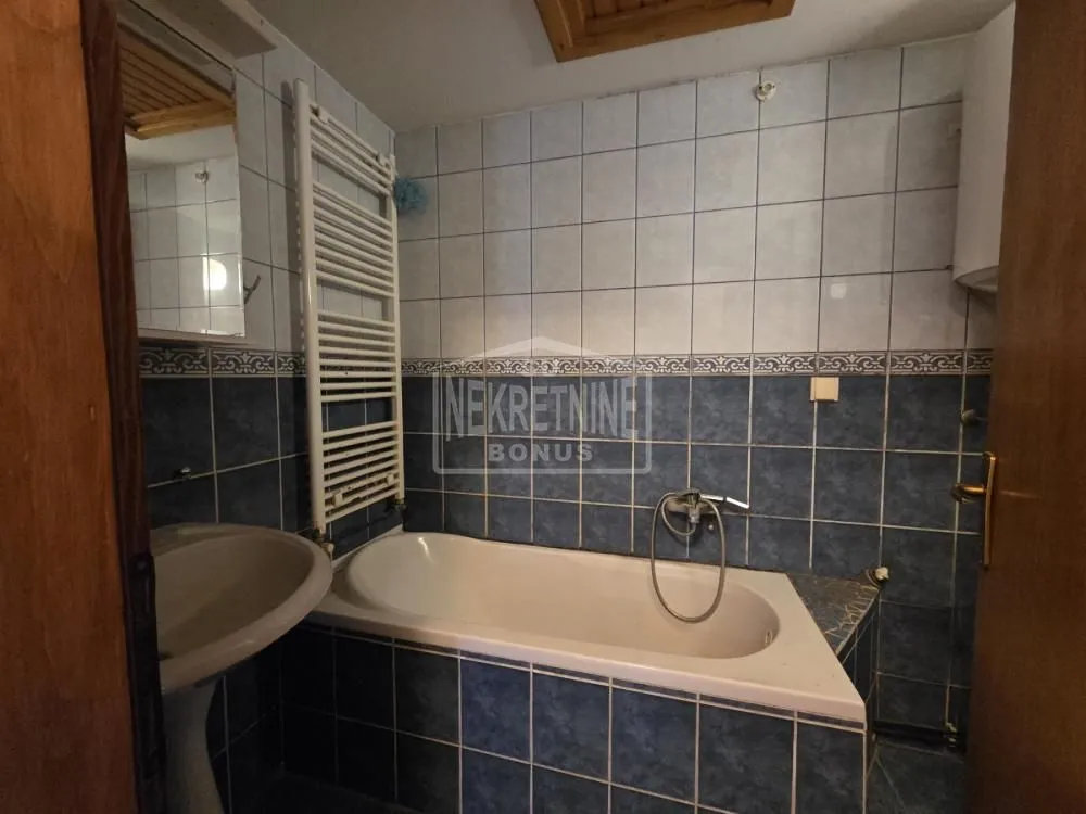 Prodaja, kuća, 170m², Bajmok, Subotica