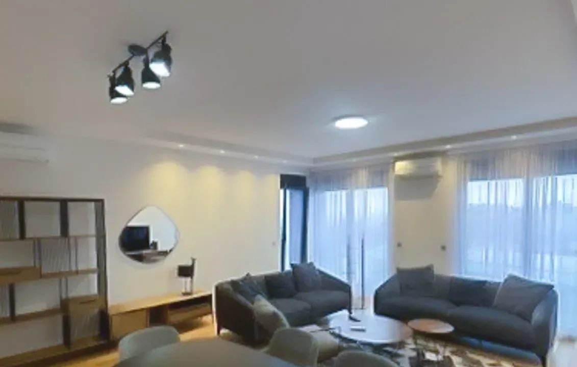 Izdavanje, trosoban stan, 120m², Kruševac, Podgorica