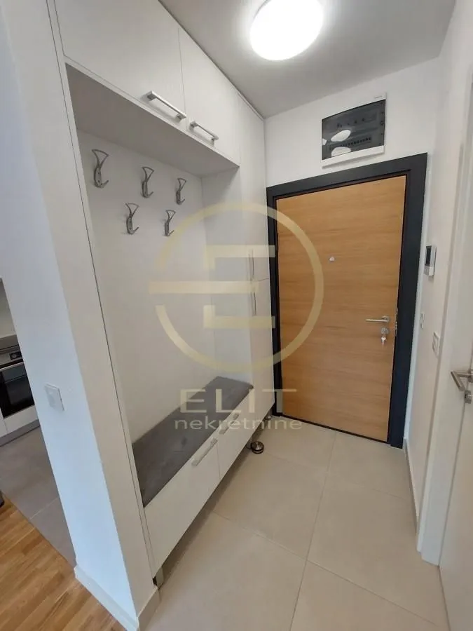 Izdavanje, stan, 37m², Novi Sad Sve Podlokacije, Novi Sad