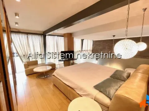 Rent, two bedroom apartment, 209m², Kalenić Pijaca, Vračar Sve Podlokacije - image 14