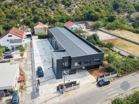 Poslovni prostor in Donja Gorica