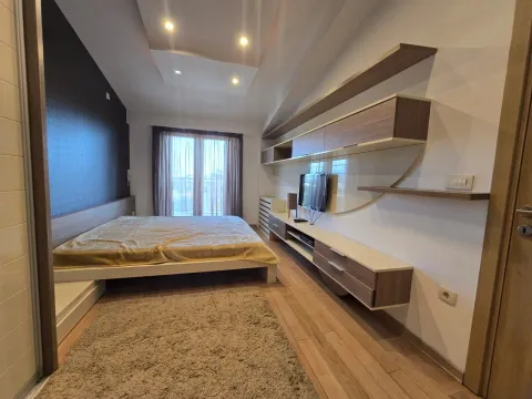 Sale, three bedroom apartment, 120m², Gorica C, Podgorica - image 8