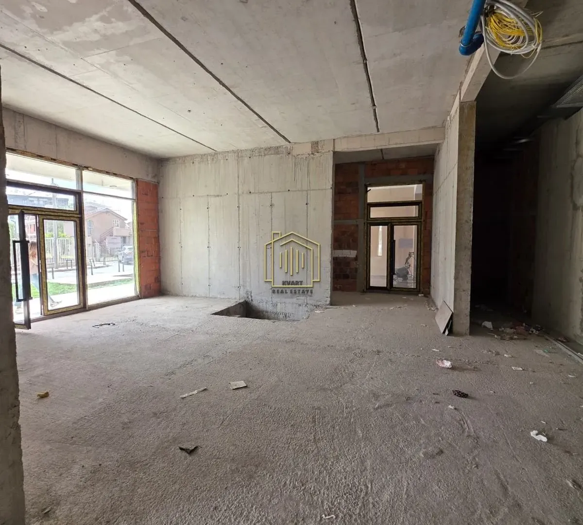 Rent, office space, 350m², Central Point, Podgorica