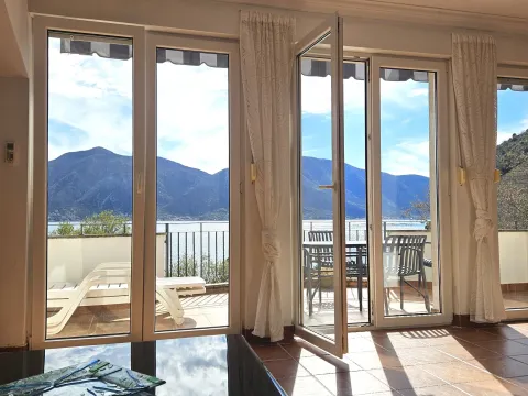 Prodaja, dvosoban stan, 77m², Orahovac, Kotor - image 3